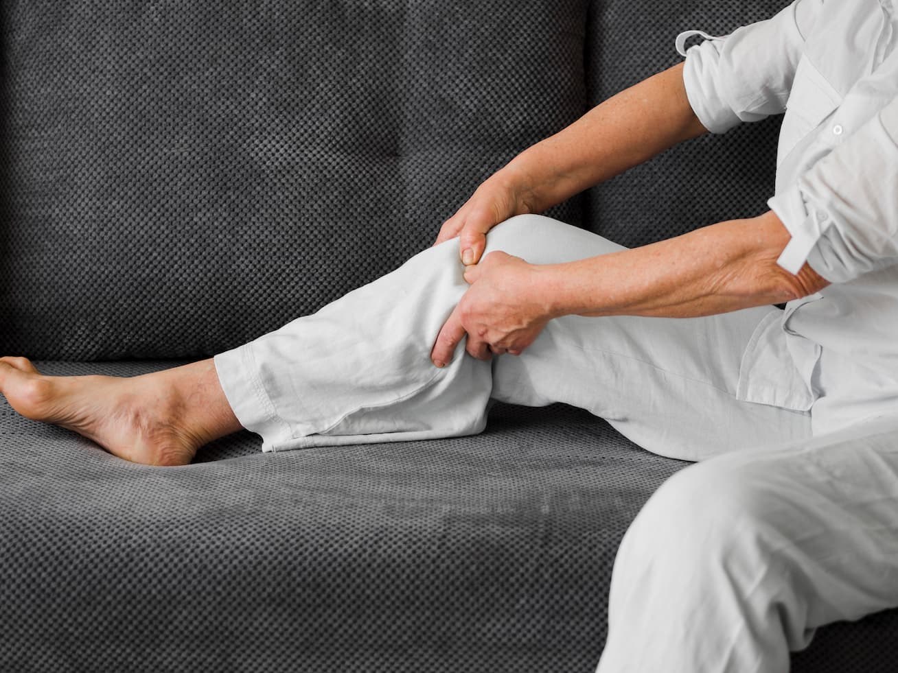 Dolor detras de la rodilla